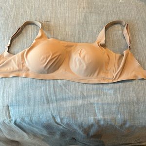 Skims naked scoop bra
